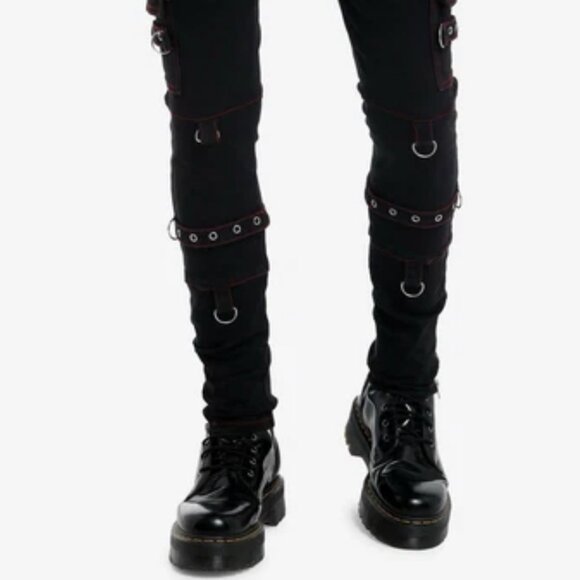 HT Denim Hot Topic Red Stitch & Grommet Black Stinger Jeans Punk Emo Grunge Goth - Picture 1 of 7